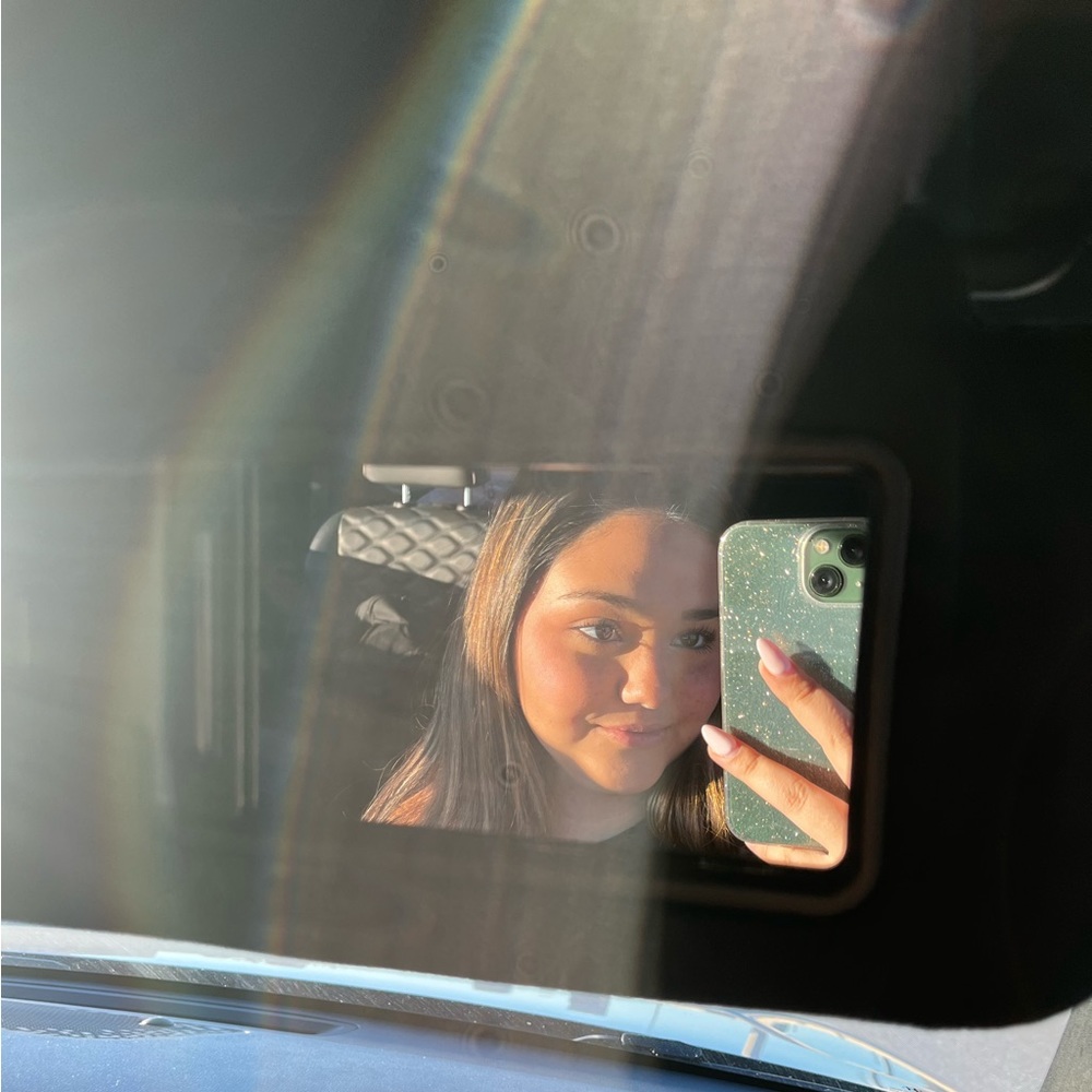 Meet your Posher, Angelina